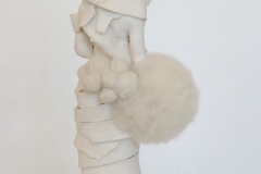 'EINIGEL', 2022, 24cm x 9cm x 9cm, porcelain, merino wool, resin - 2pipi